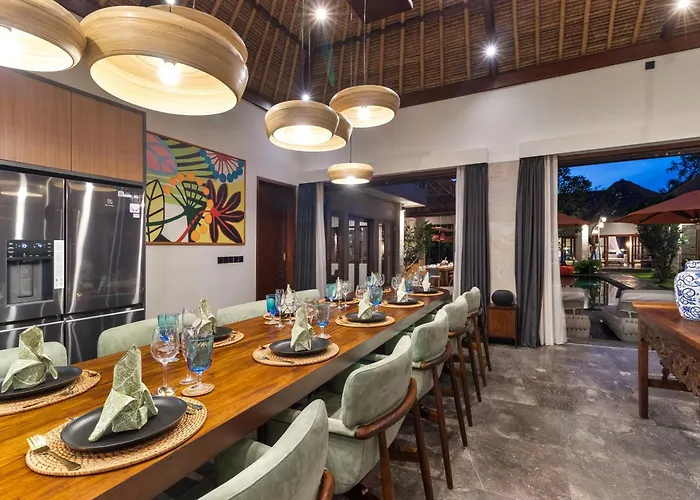 Mahkota Stunning 5 Bed, Newly Renovated, Villa *