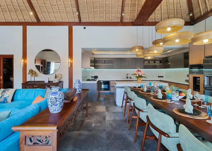 Villa Mahkota Stunning 5 Bed, Newly Renovated, *