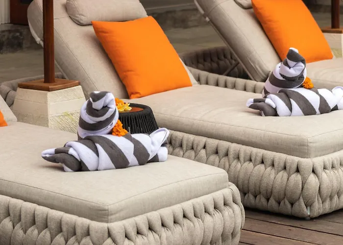 Mahkota Stunning 5 Bed, Newly Renovated, Seminyak (Bali)