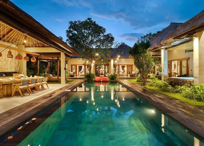 Villa Mahkota Stunning 5 Bed, Newly Renovated, *