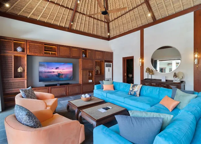 Mahkota Stunning 5 Bed, Newly Renovated, Villa *