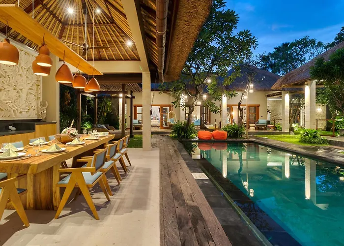 Mahkota Stunning 5 Bed, Newly Renovated, Villa Seminyak (Bali)
