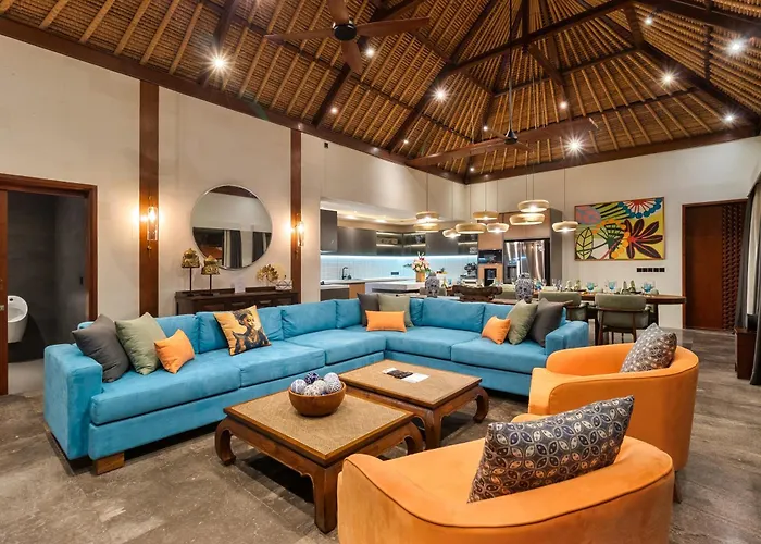 Mahkota Stunning 5 Bed, Newly Renovated, Seminyak (Bali)