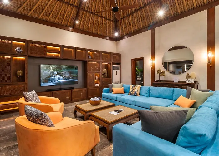 Villa Mahkota Stunning 5 Bed, Newly Renovated, *