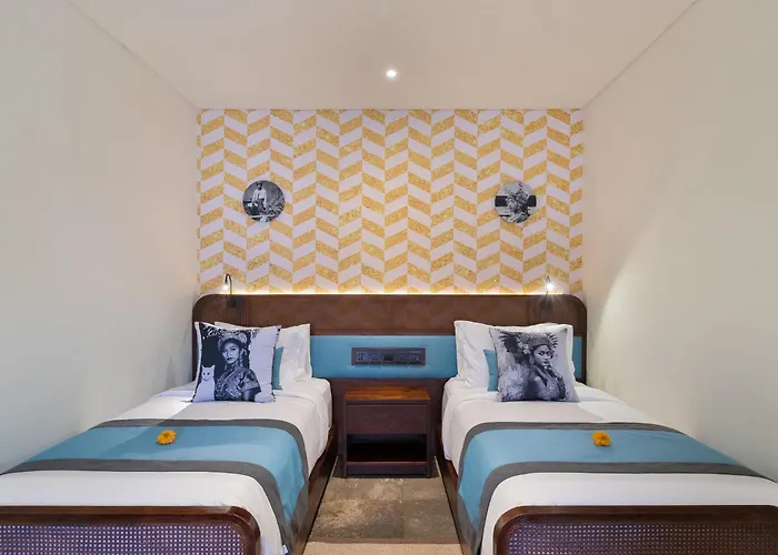 Mahkota Stunning 5 Bed, Newly Renovated, Seminyak (Bali)