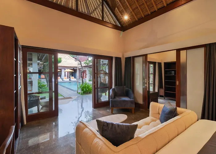 Mahkota Stunning 5 Bed, Newly Renovated, Villa Seminyak (Bali)
